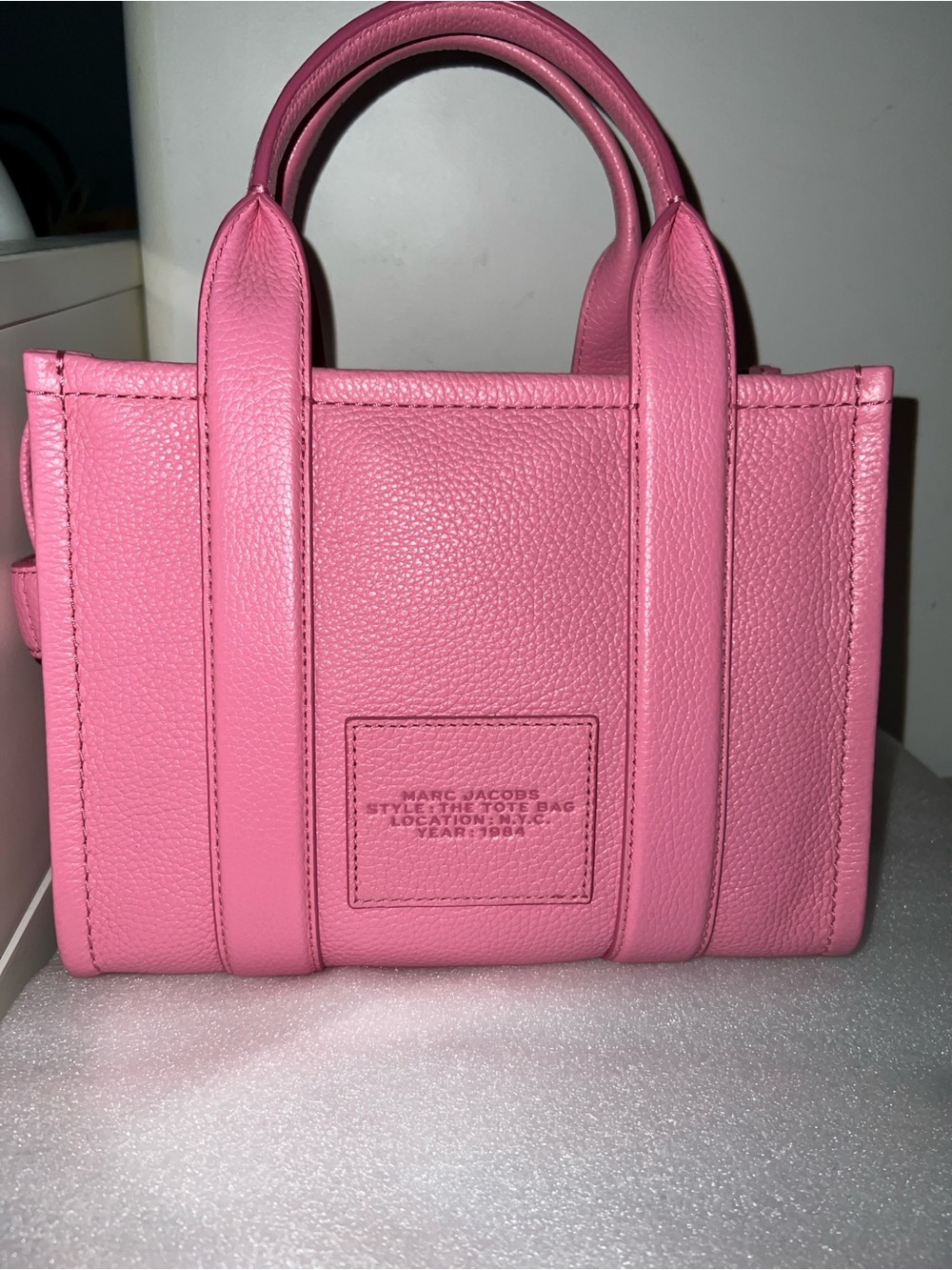 Marc Jacobs Pink The Tote Bag - Women's Leather Tote this is the medium size - Picture 2 of 5